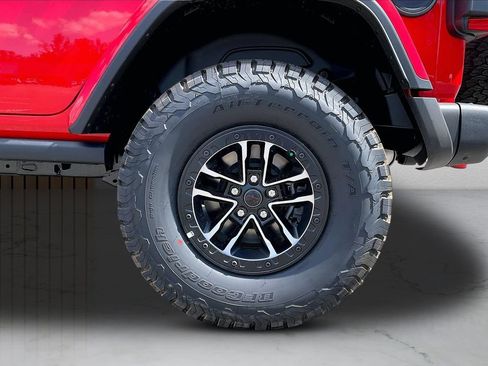 New 2026 Jeep Wrangler Unlimited Rubicon AWD/4WD image 29