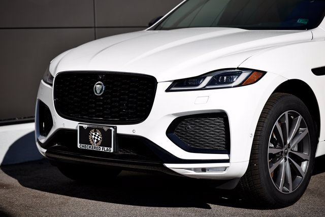 New 2026 Jaguar F-PACE R-Dynamic S AWD/4WD image 2