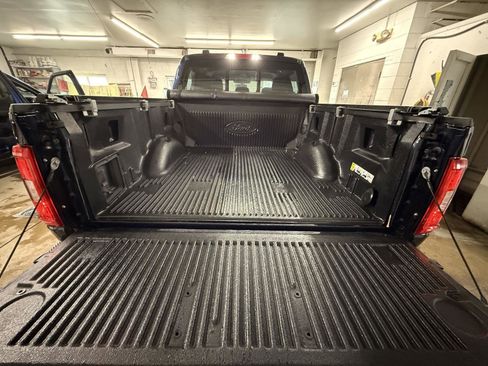 Used 2022 Ford F150 XLT w/ Equipment Group 302A High image 31