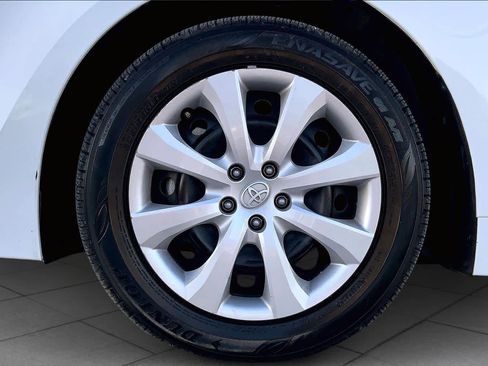 Certified 2025 Toyota Corolla LE image 10