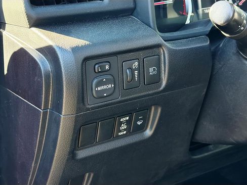 Used 2023 Toyota 4Runner TRD Off-Road Premium w/ Moonroof Package AWD/4WD image 10