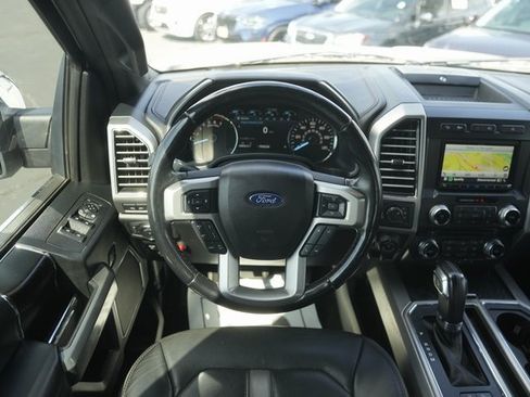 Used 2018 Ford F150 Platinum w/ Equipment Group 701A Luxury image 22