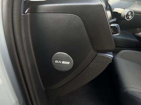 Used 2025 Volvo EX30 Ultra w/ Climate Package image 23