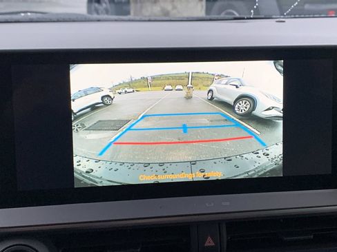 New 2026 Toyota Prius XLE image 22