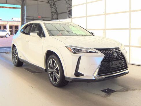Used 2022 Lexus UX 250h w/ Premium Package AWD/4WD image 2