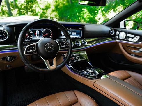 Used 2020 Mercedes-Benz E 450 4MATIC Cabriolet image 19