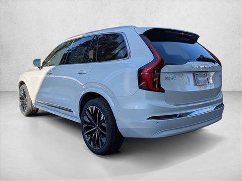New 2026 Volvo XC90 B6 Plus w/ Protection Package Premier image 9