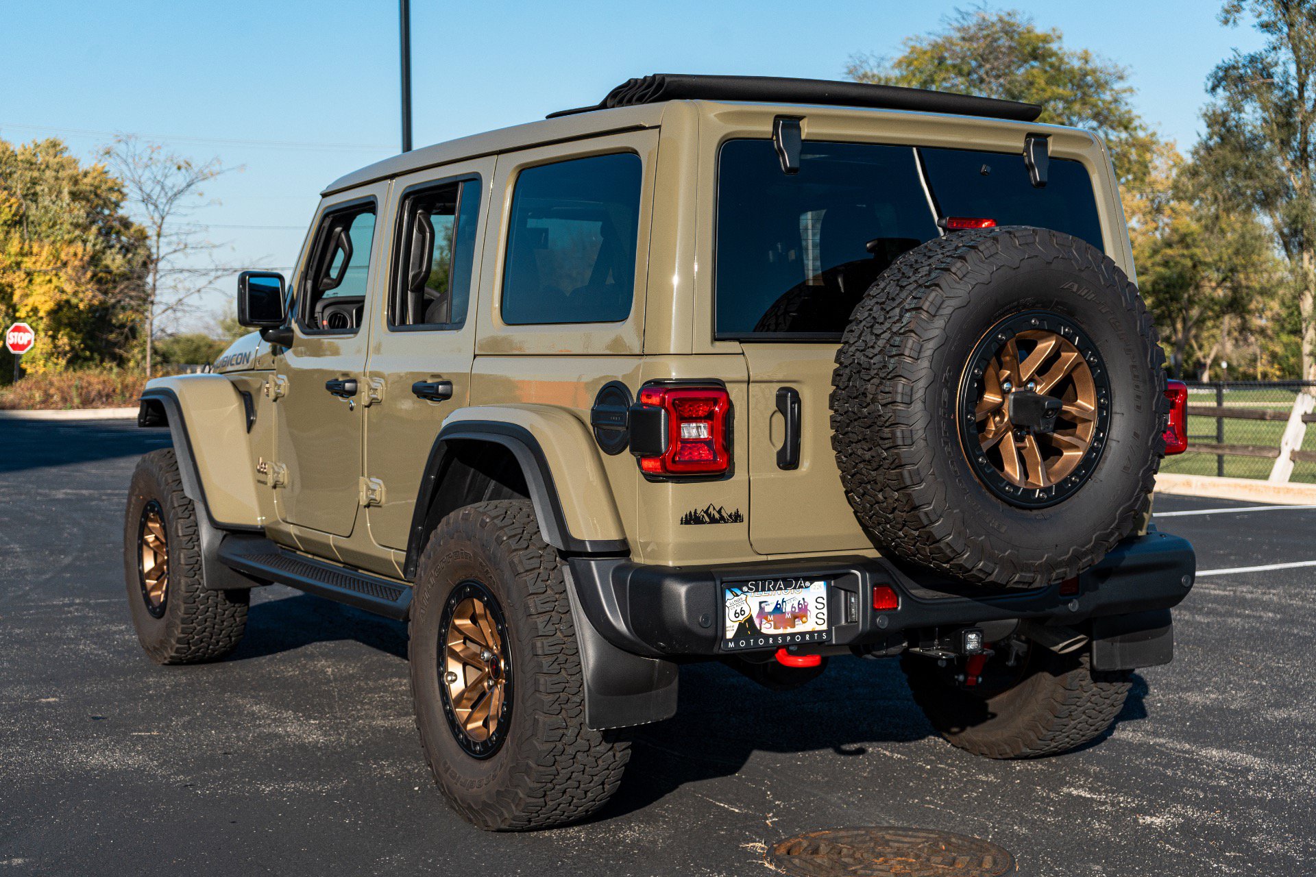 Used 2026 Jeep Wrangler Unlimited Rubicon AWD/4WD image 7