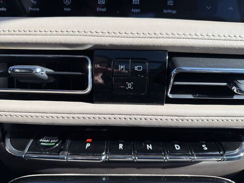 Certified 2022 Lincoln Nautilus Reserve w/ Equipment Group 201A image 26