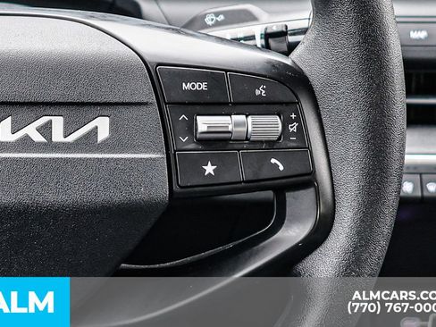 Used 2025 Kia K4 FWD image 34