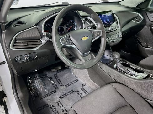 Used 2023 Chevrolet Malibu LS FWD image 9