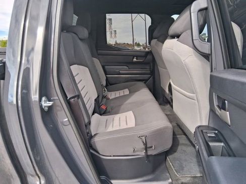 Used 2024 Toyota Tacoma TRD Off-Road image 11