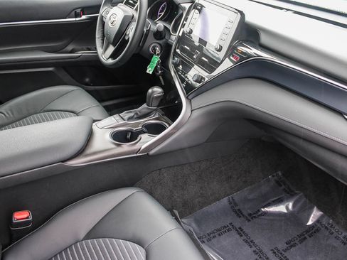 Certified 2024 Toyota Camry SE image 17