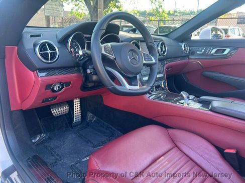 Used 2018 Mercedes-Benz SL 550 image 30