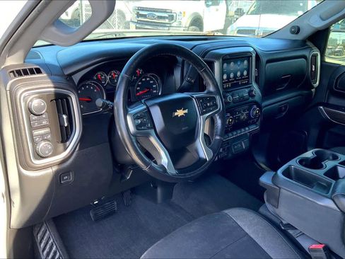 Used 2019 Chevrolet Silverado 1500 LT w/ Texas Edition image 16