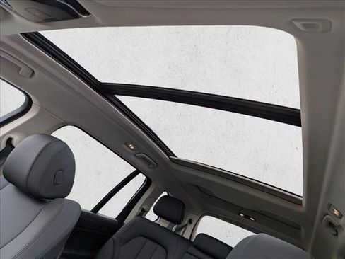 Used 2020 BMW X7 xDrive40i w/ Parking Assistance Package image 13