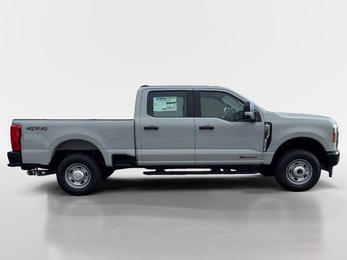 New 2026 Ford F250 XL image 7
