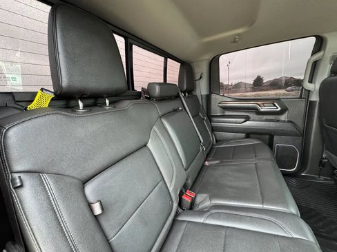 Used 2023 Chevrolet Silverado 1500 LT AWD/4WD image 37