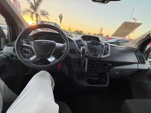 Used 2019 Ford Transit 350 XLT image 13