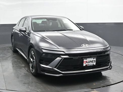 New 2026 Hyundai Sonata SEL AWD/4WD image 4
