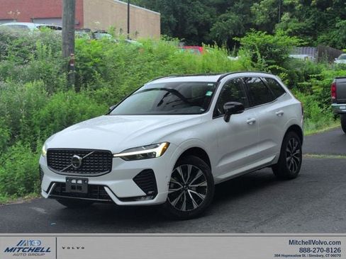 Certified 2025 Volvo XC60 B5 Plus AWD/4WD image 1