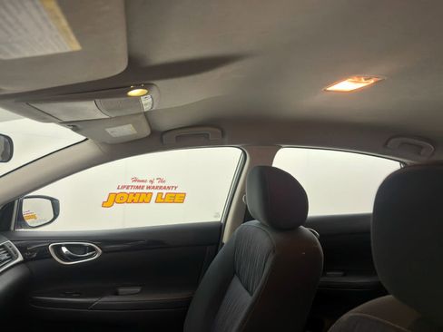 Used 2019 Nissan Sentra SV FWD image 15