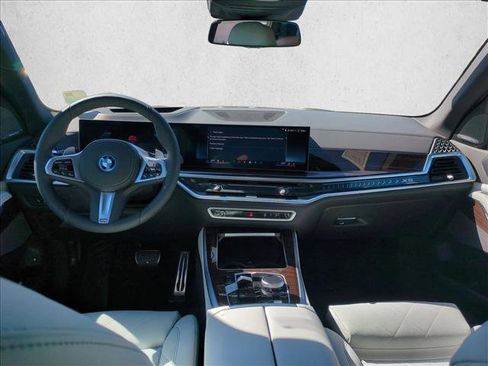 New 2026 BMW X5 xDrive50e image 15