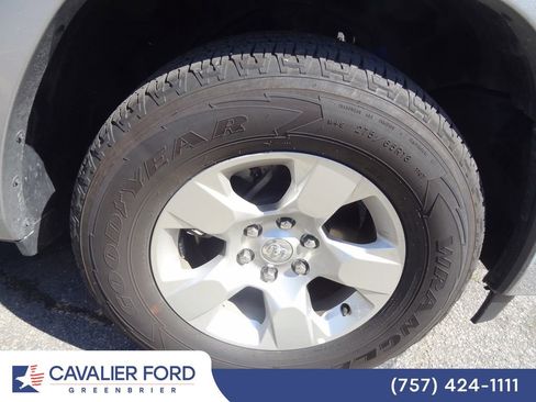 Used 2025 RAM 1500 Big Horn RWD image 11