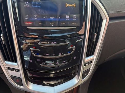 Used 2016 Cadillac SRX Luxury FWD image 10