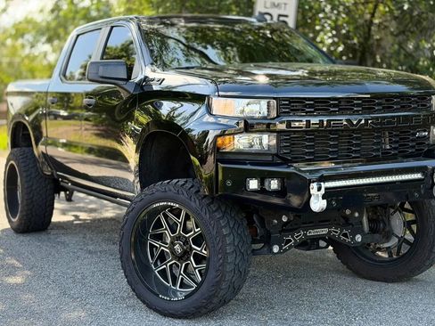 Used 2021 Chevrolet Silverado 1500 Custom Trail Boss w/ Midnight Edition image 13