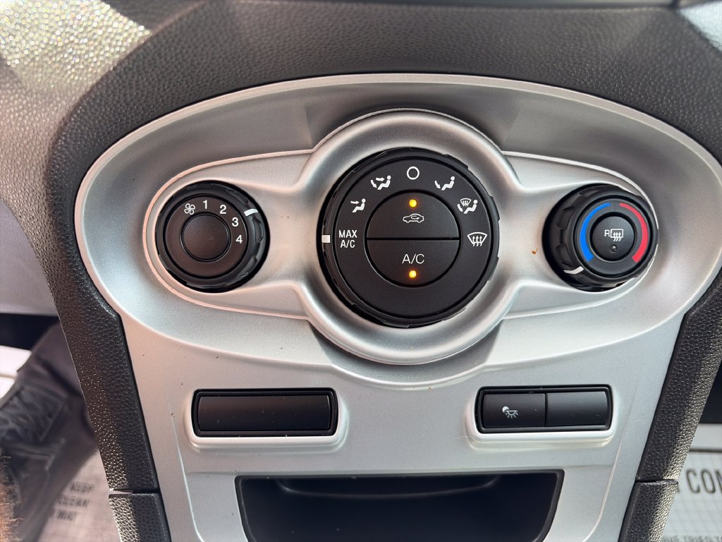Used 2018 Ford Fiesta SE FWD image 18