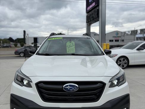 Used 2020 Subaru Outback Onyx Edition XT image 2