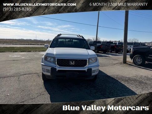 Used 2012 Honda Ridgeline RTL w/ Navigation image 2