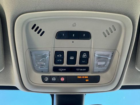 Used 2017 Buick LaCrosse Essence w/ Sun and Shade Package FWD image 26