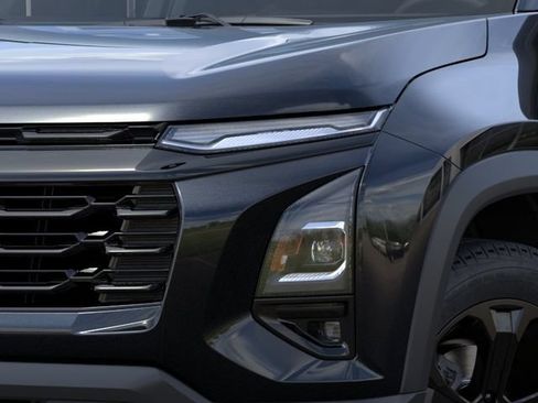 New 2027 Chevrolet Equinox LT w/ Convenience Package II FWD image 10
