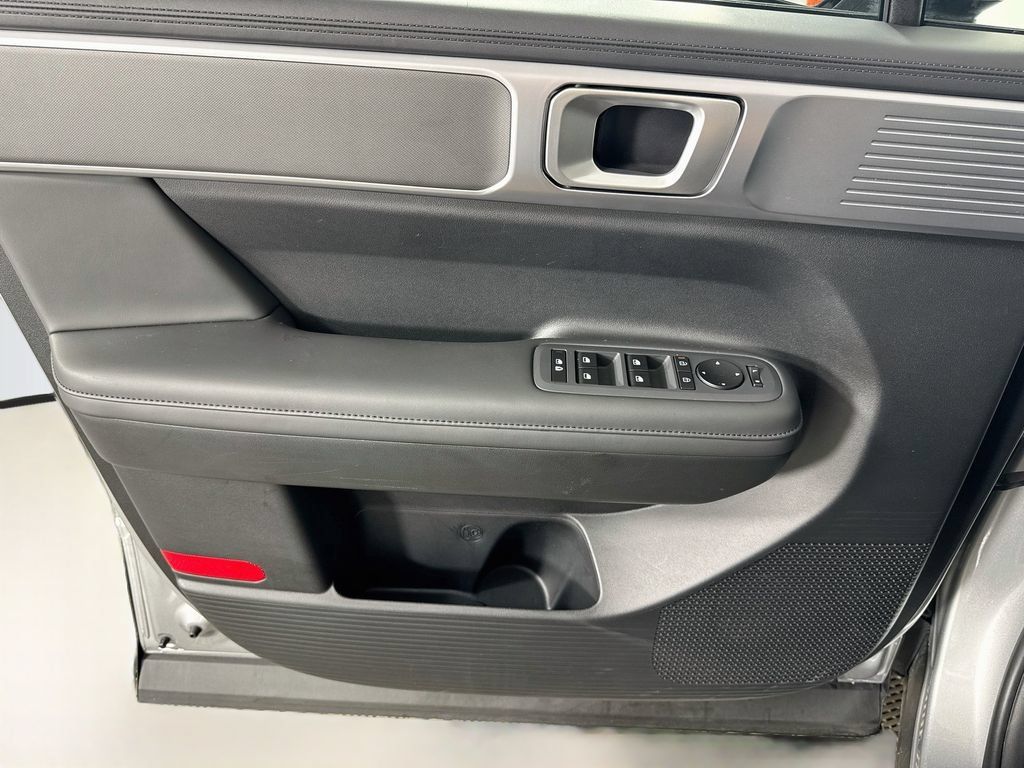 Used 2026 Hyundai Santa Fe SEL AWD/4WD image 12