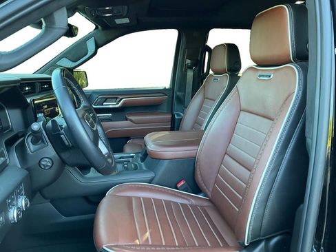 Used 2024 GMC Sierra 1500 Denali Ultimate AWD/4WD image 9