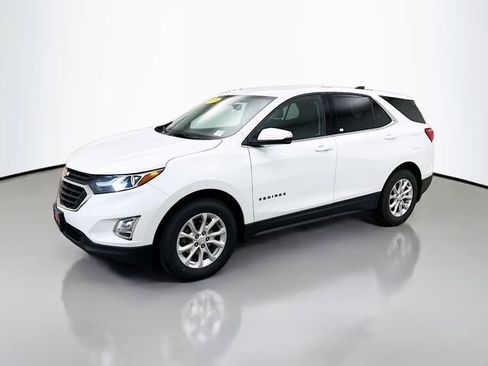 Used 2019 Chevrolet Equinox LT image 3
