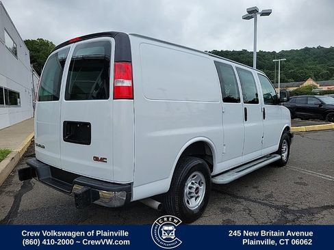 Used 2023 GMC Savana 2500 w/ Driver Convenience Package image 23