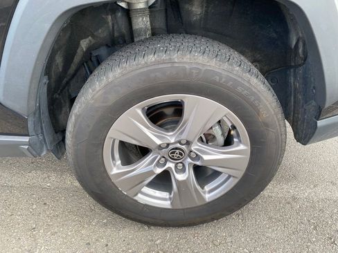 Used 2023 Toyota RAV4 XLE image 32