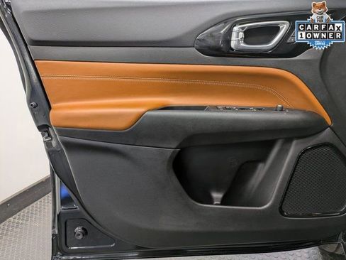 Used 2024 Jeep Compass Limited w/ Elite Group image 8