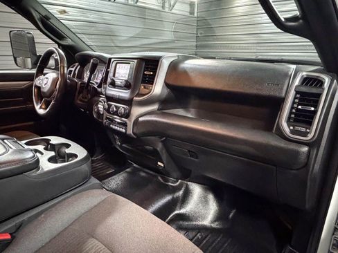 Used 2021 RAM 5500 Tradesman image 13