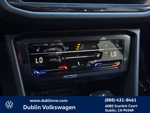 Certified 2022 Volkswagen Tiguan SE image 22