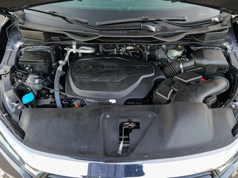Used 2023 Honda Odyssey Touring image 57