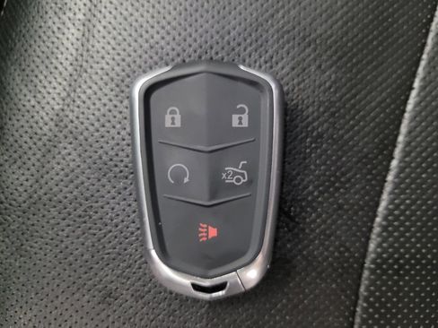 Used 2022 GMC Terrain SLT image 32