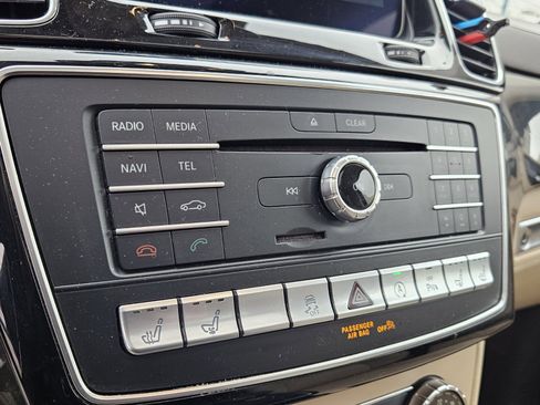 Used 2018 Mercedes-Benz GLE 43 AMG 4MATIC image 21