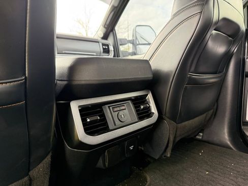 Used 2024 Ford F250 Platinum image 14