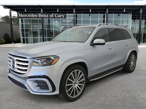 New 2026 Mercedes-Benz GLS 450 4MATIC image 1