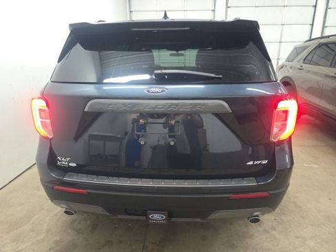 Certified 2023 Ford Explorer XLT w/ Equipment Group 202A AWD/4WD image 11