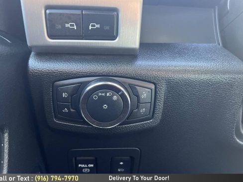 Used 2019 Ford F150 Platinum w/ Equipment Group 701A Luxury AWD/4WD image 26